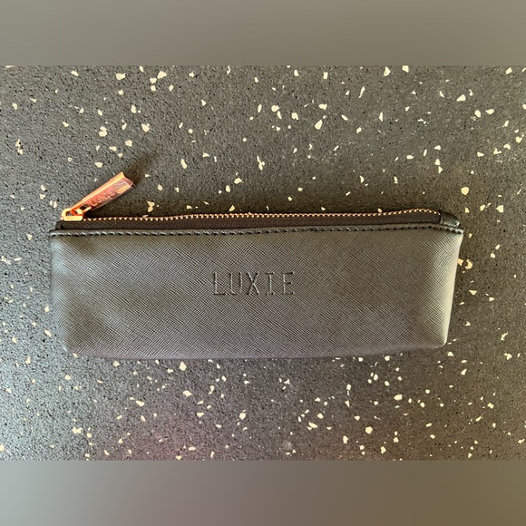 LUXIE | Wonderlust Set | Makeup Brushes - Picture 6 of 7